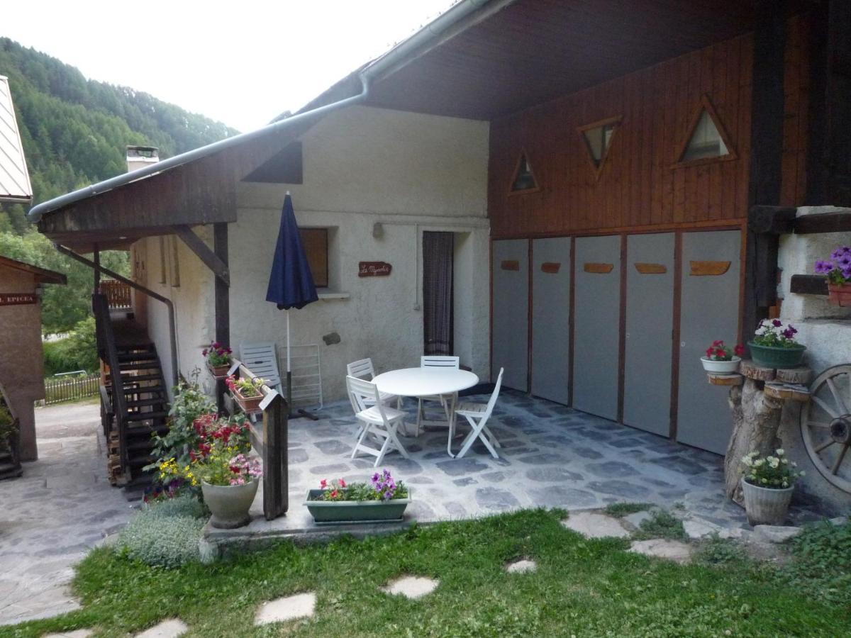 Le Chal Heureux Bel Appartement Dans Vieille Ferme De Montagne Renovee Лез-Ор Экстерьер фото