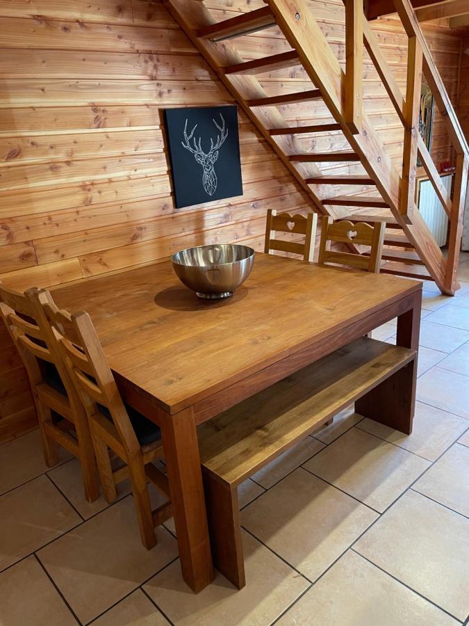 Le Chal Heureux Bel Appartement Dans Vieille Ferme De Montagne Renovee Лез-Ор Экстерьер фото