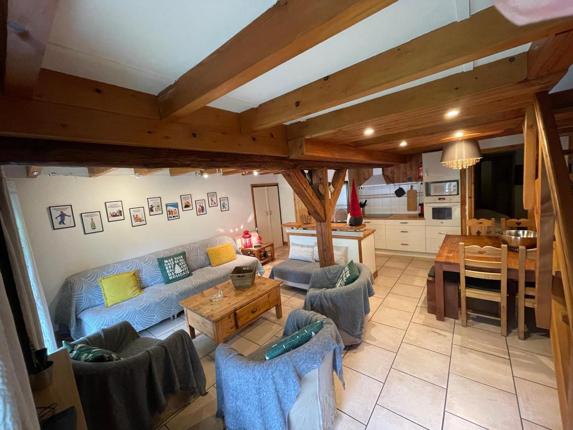 Le Chal Heureux Bel Appartement Dans Vieille Ferme De Montagne Renovee Лез-Ор Экстерьер фото